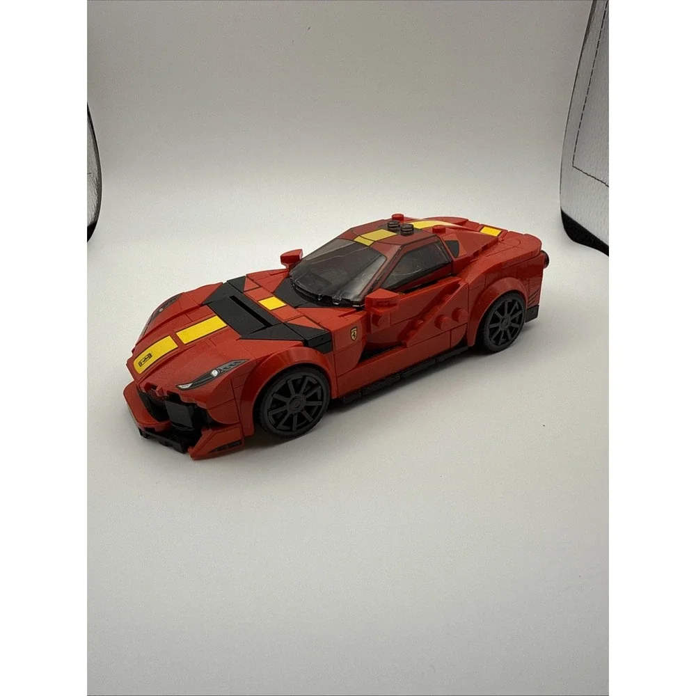 LEGO Speed Champions 76914 Ferrari 812 Competizione - Built with Minifigure